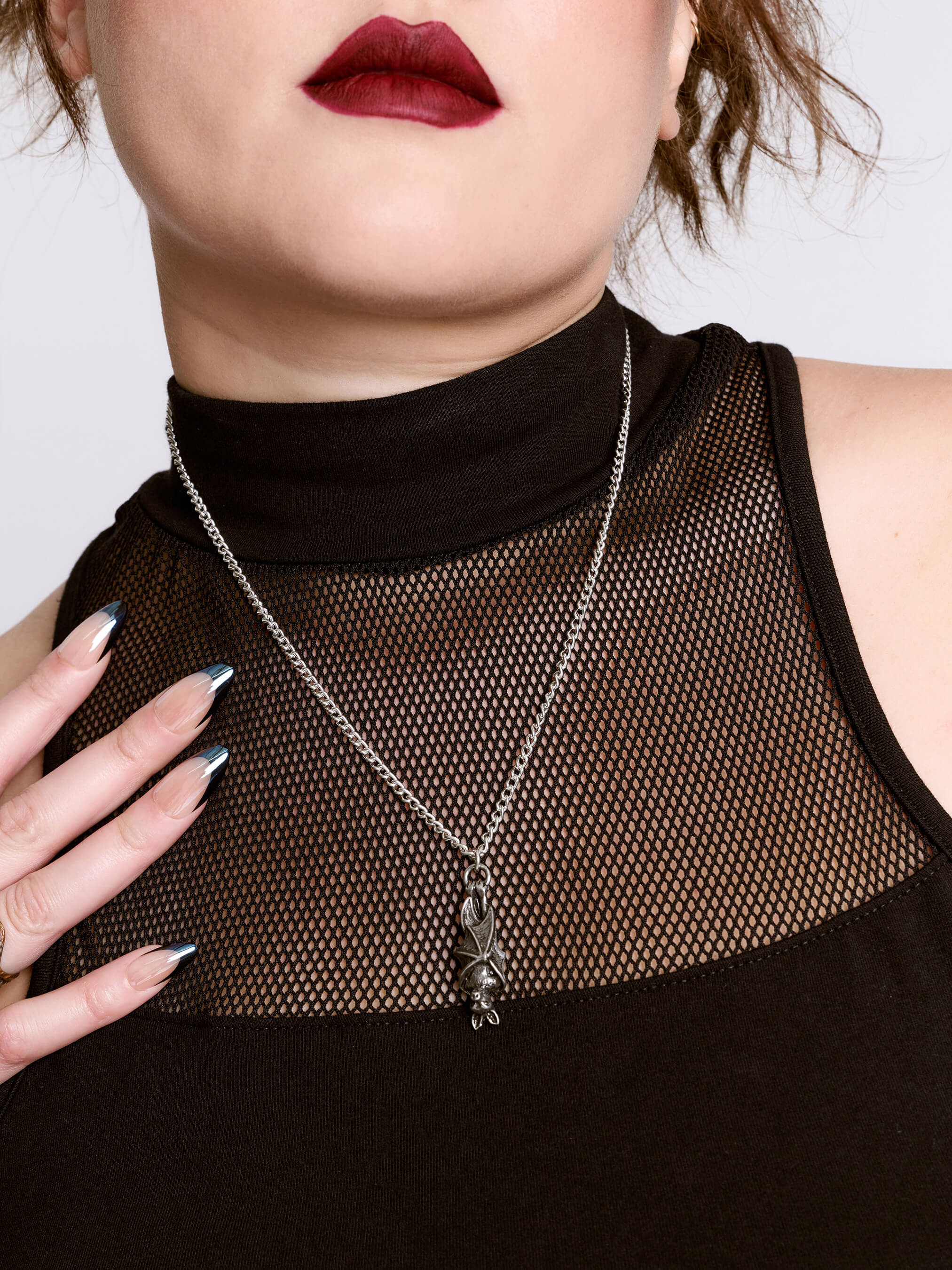 Awaiting the Eventide Necklace