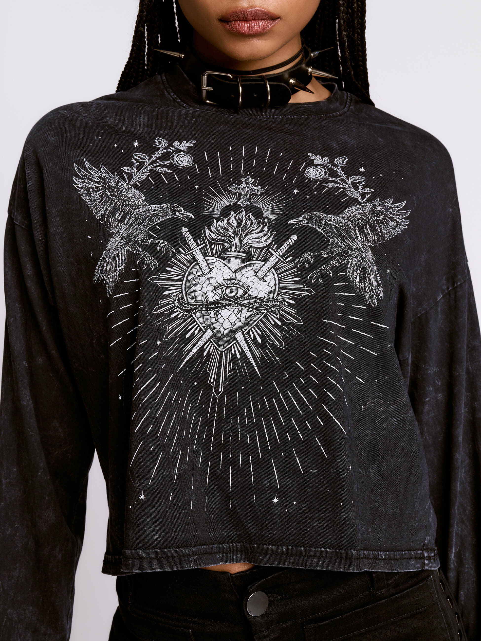 SACRED HEART CROPPED TOP MINERAL WASH