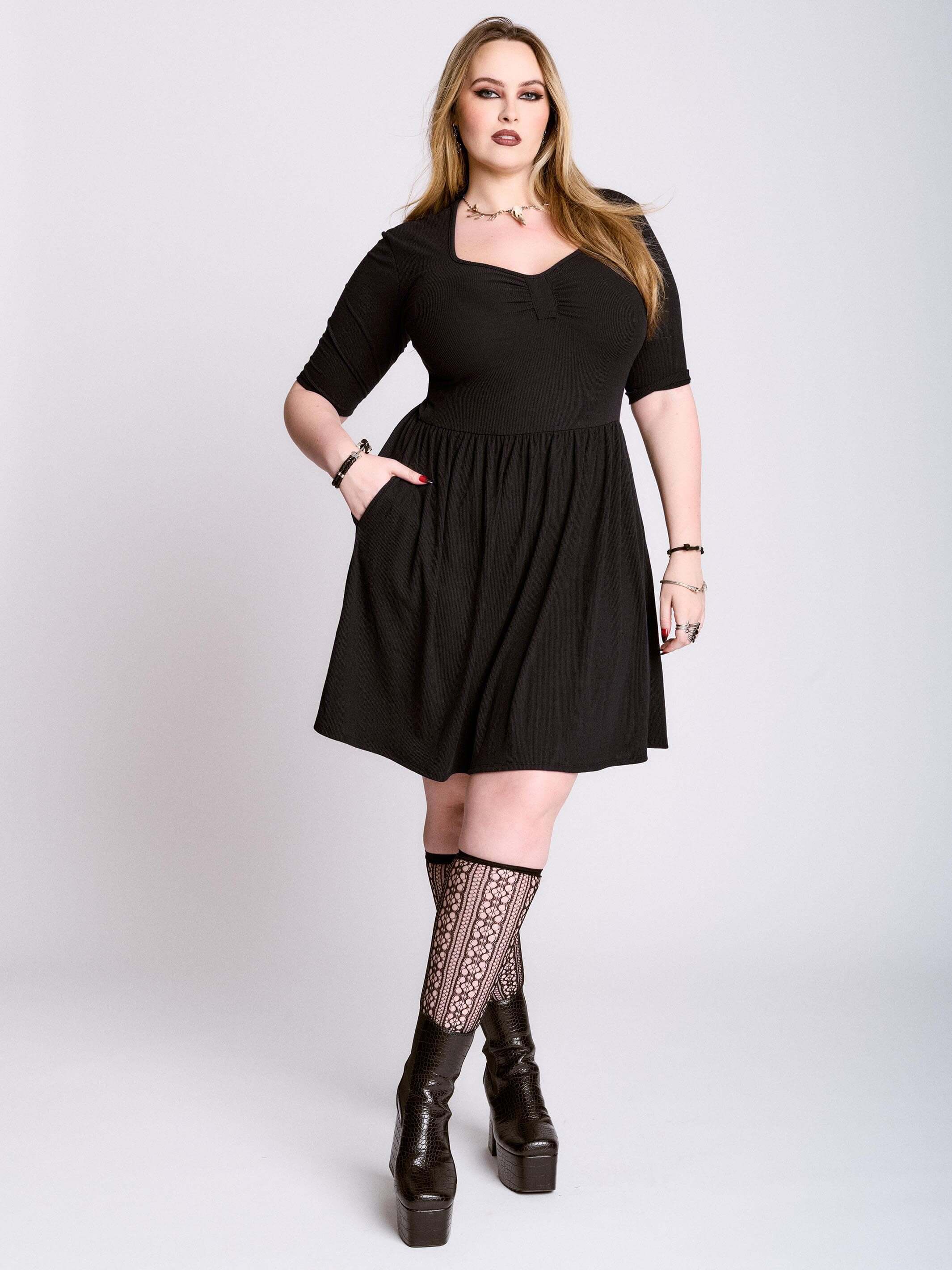 Spine Sweetheart Dress