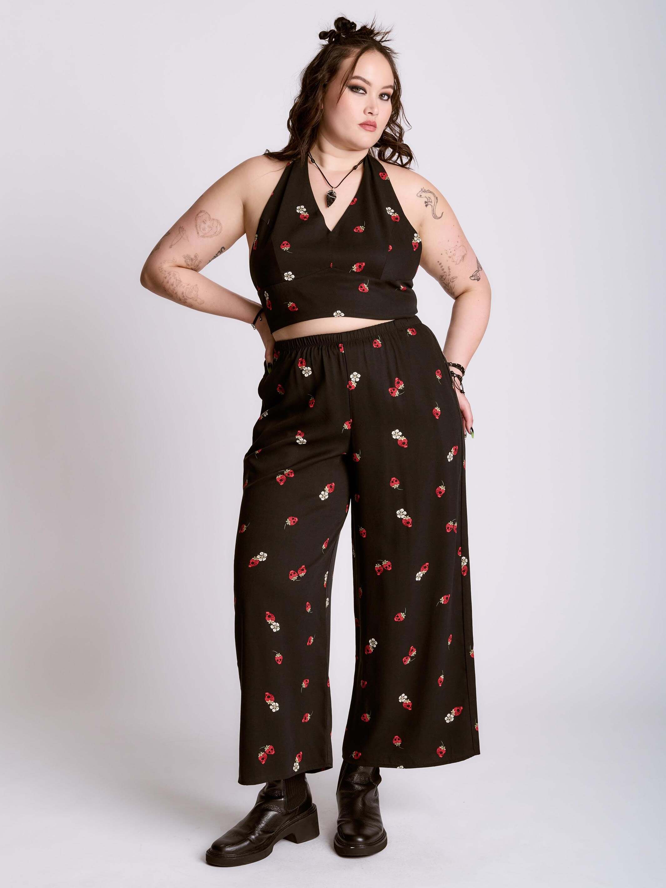 STRAWBERRY SKULL PALAZZO PANTS