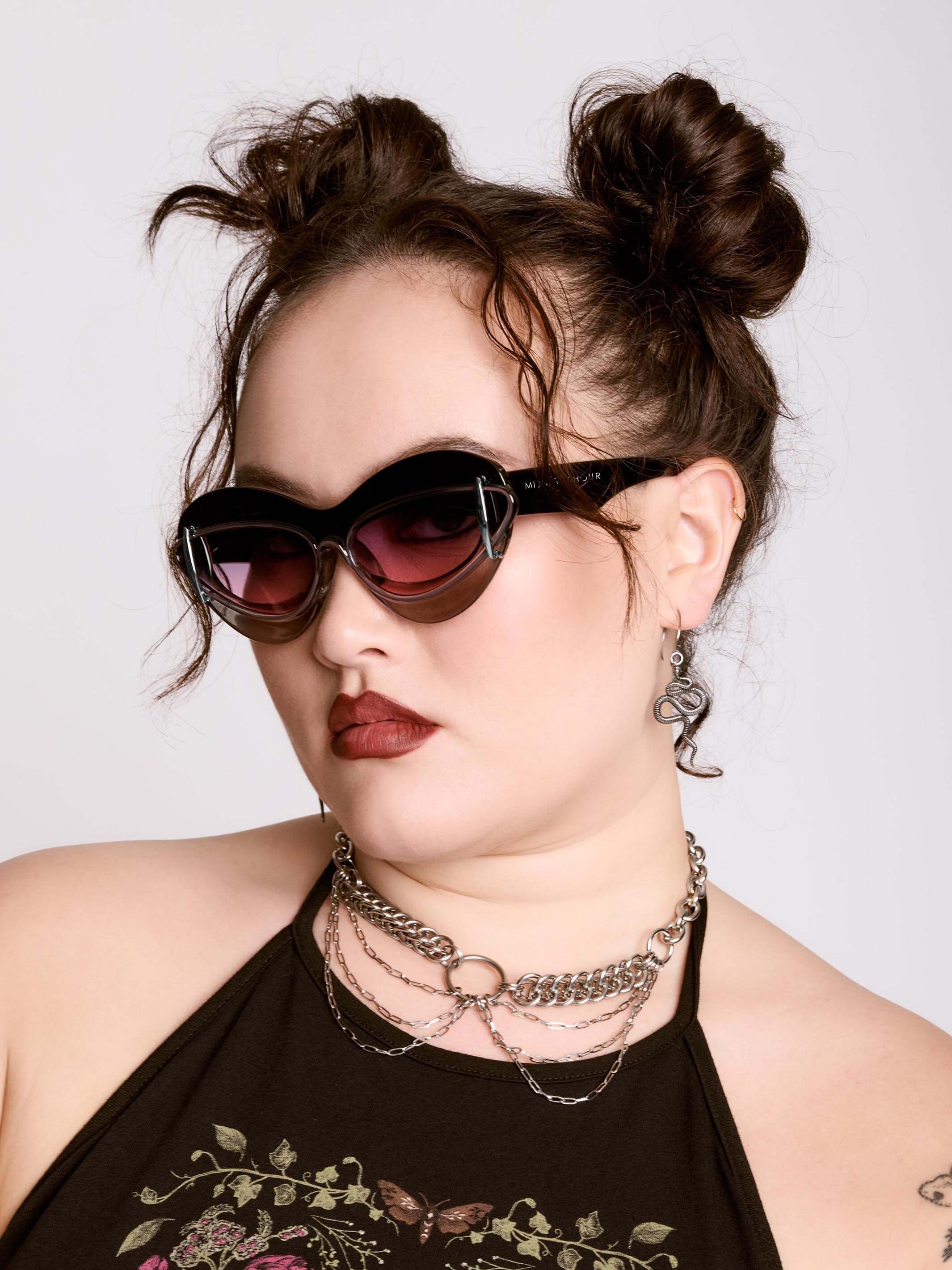 that girl sunglasses