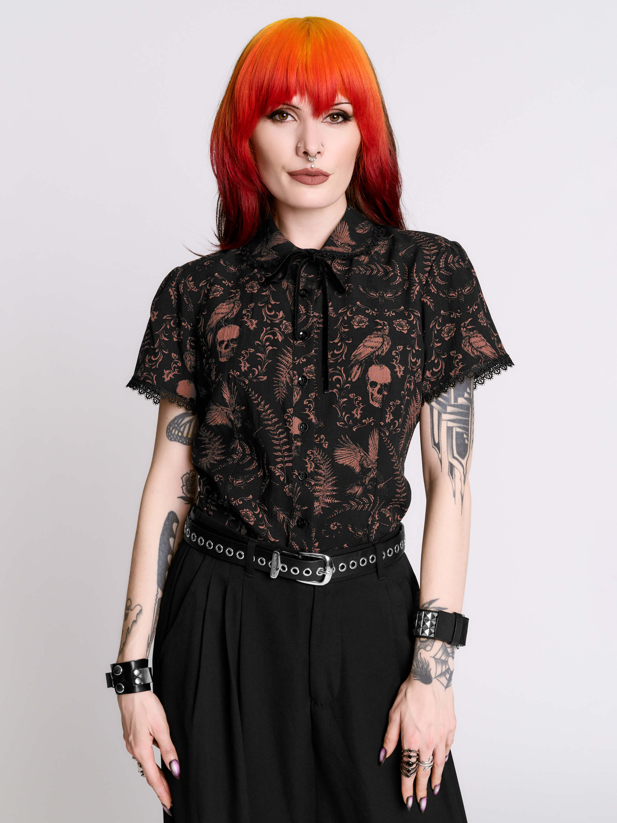 ANTIQUE SKULL BLOUSE