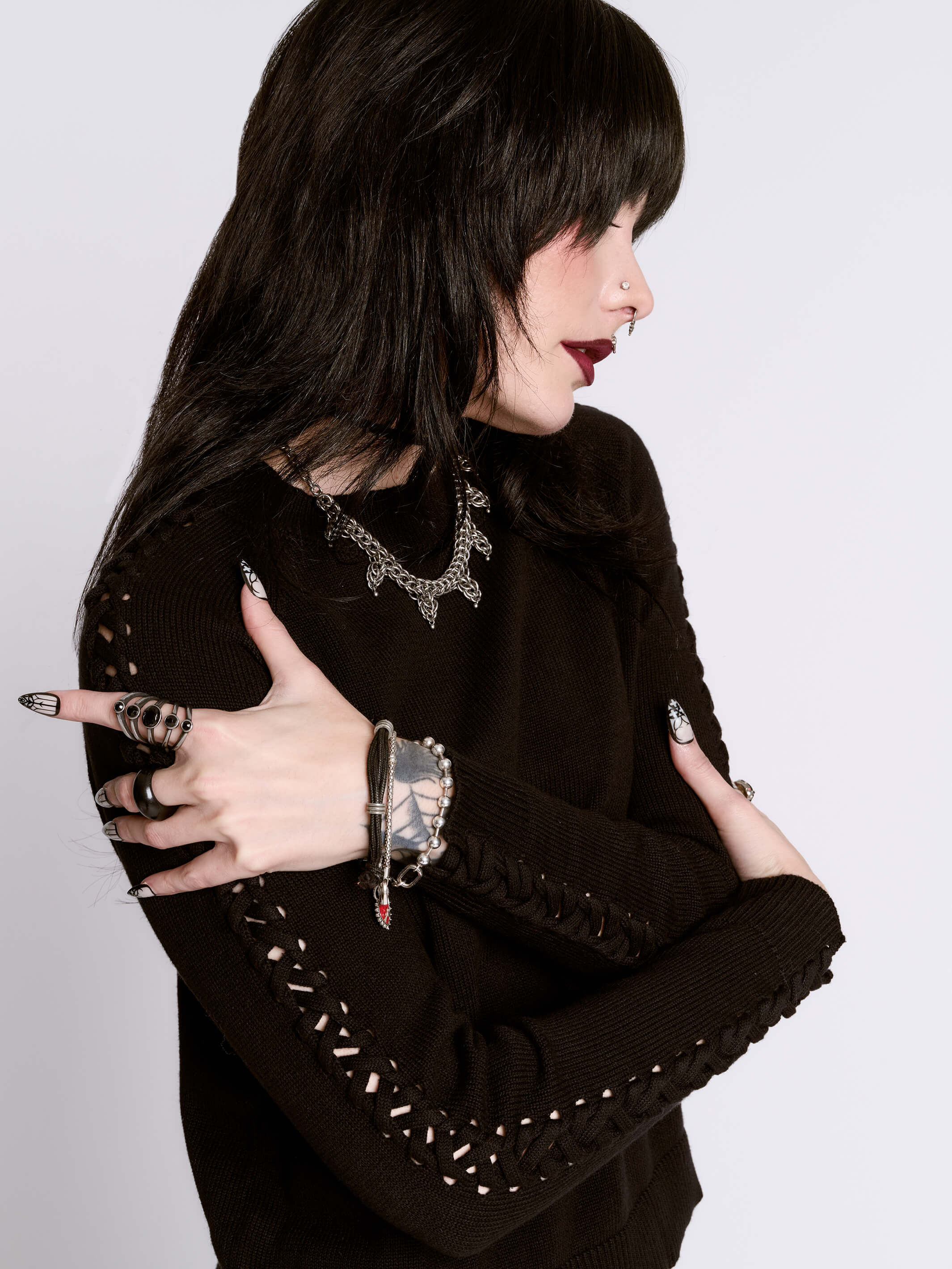 BLACK BRAIDED SWEATER