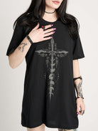 VICTORIAN CROSS T-SHIRT