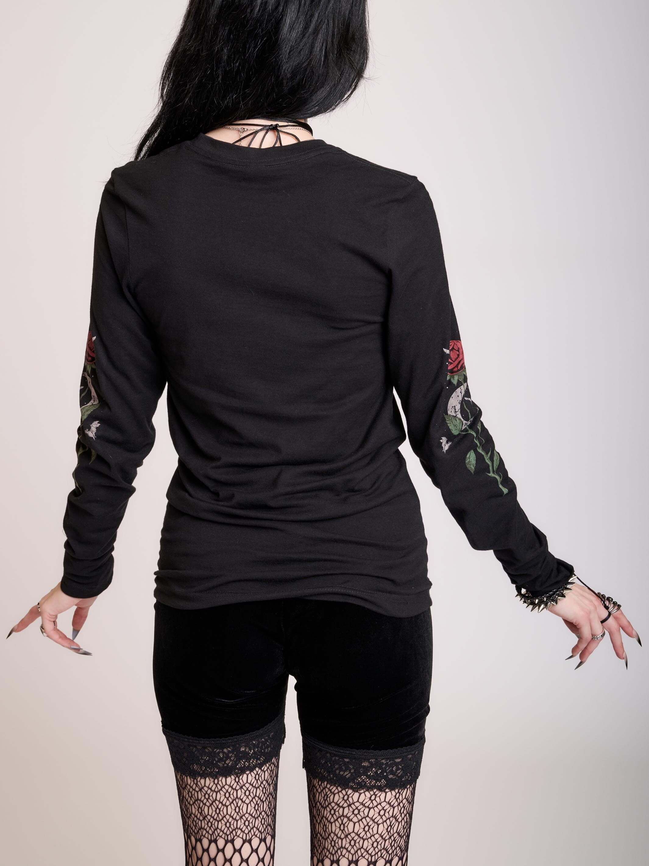 NIGHT ROSE LONG SLEEVE T-SHIRT