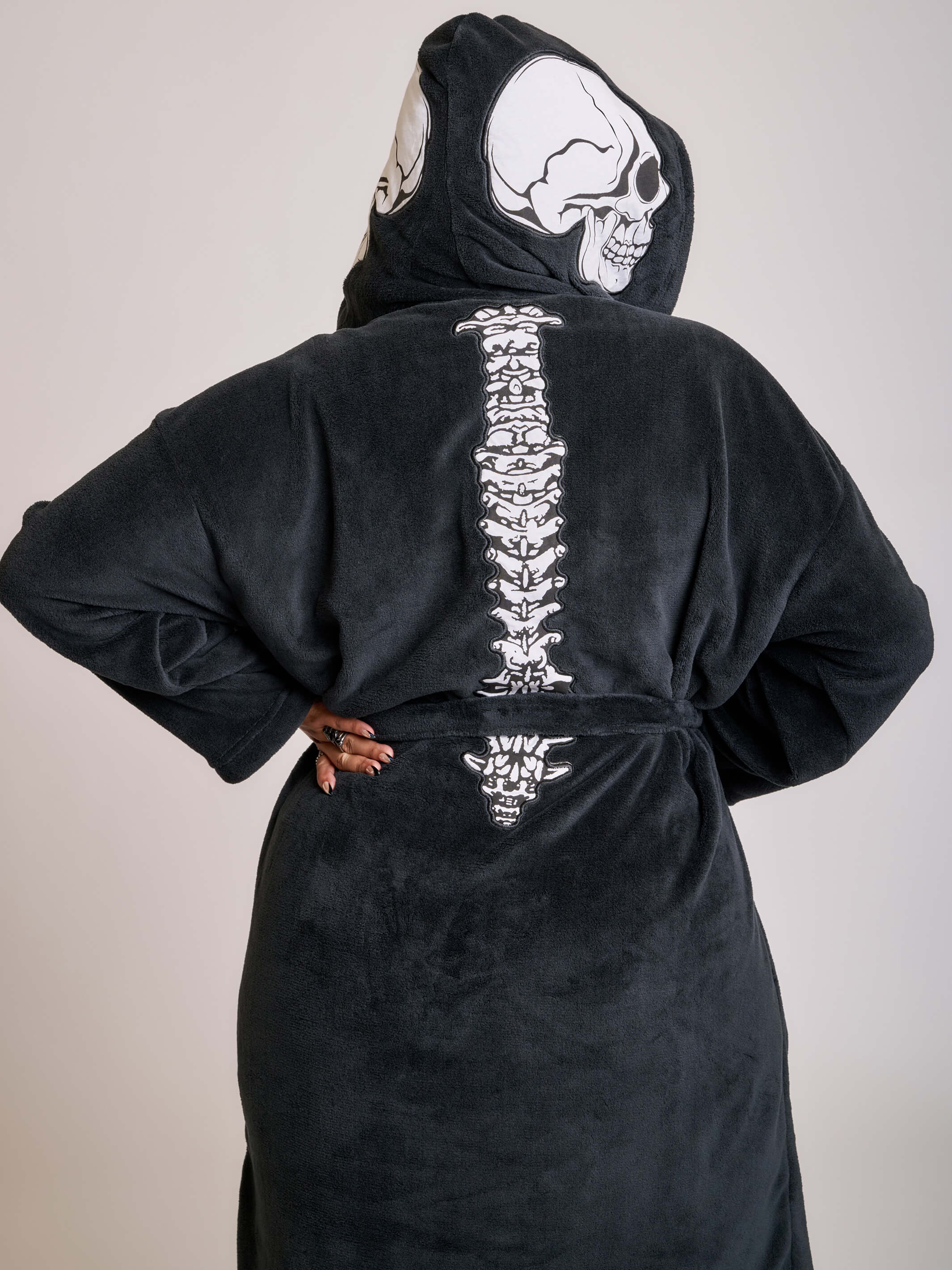 SKELETON ROBE