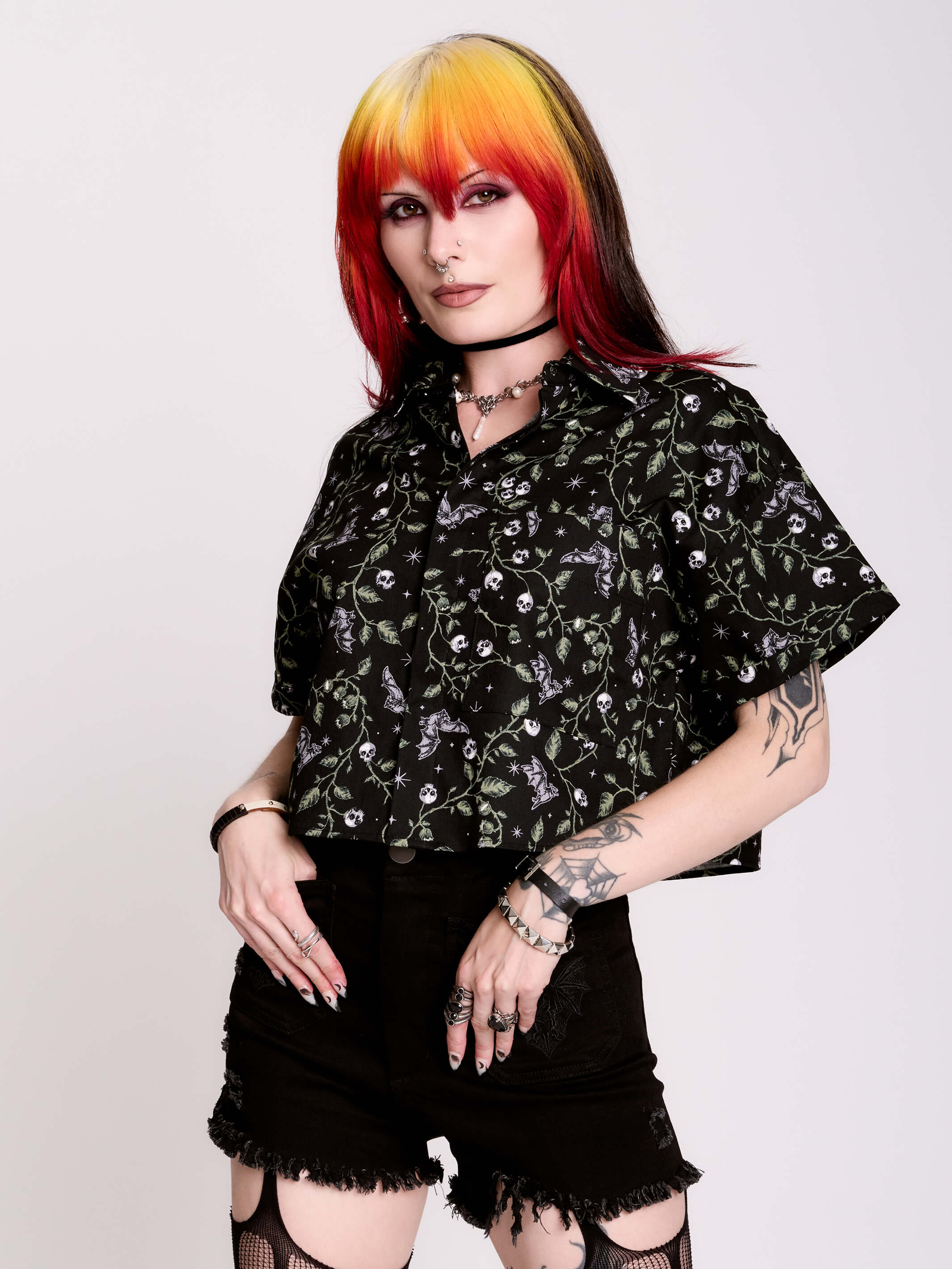 Skull Ivy Cropped Shirt