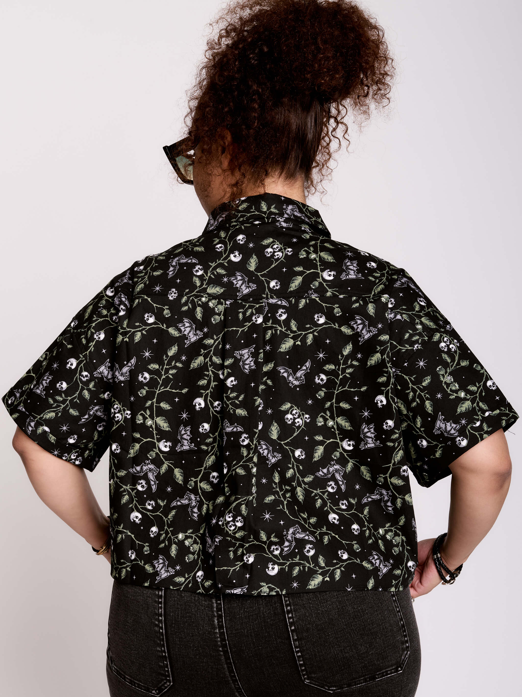 Skull Ivy Cropped Shirt