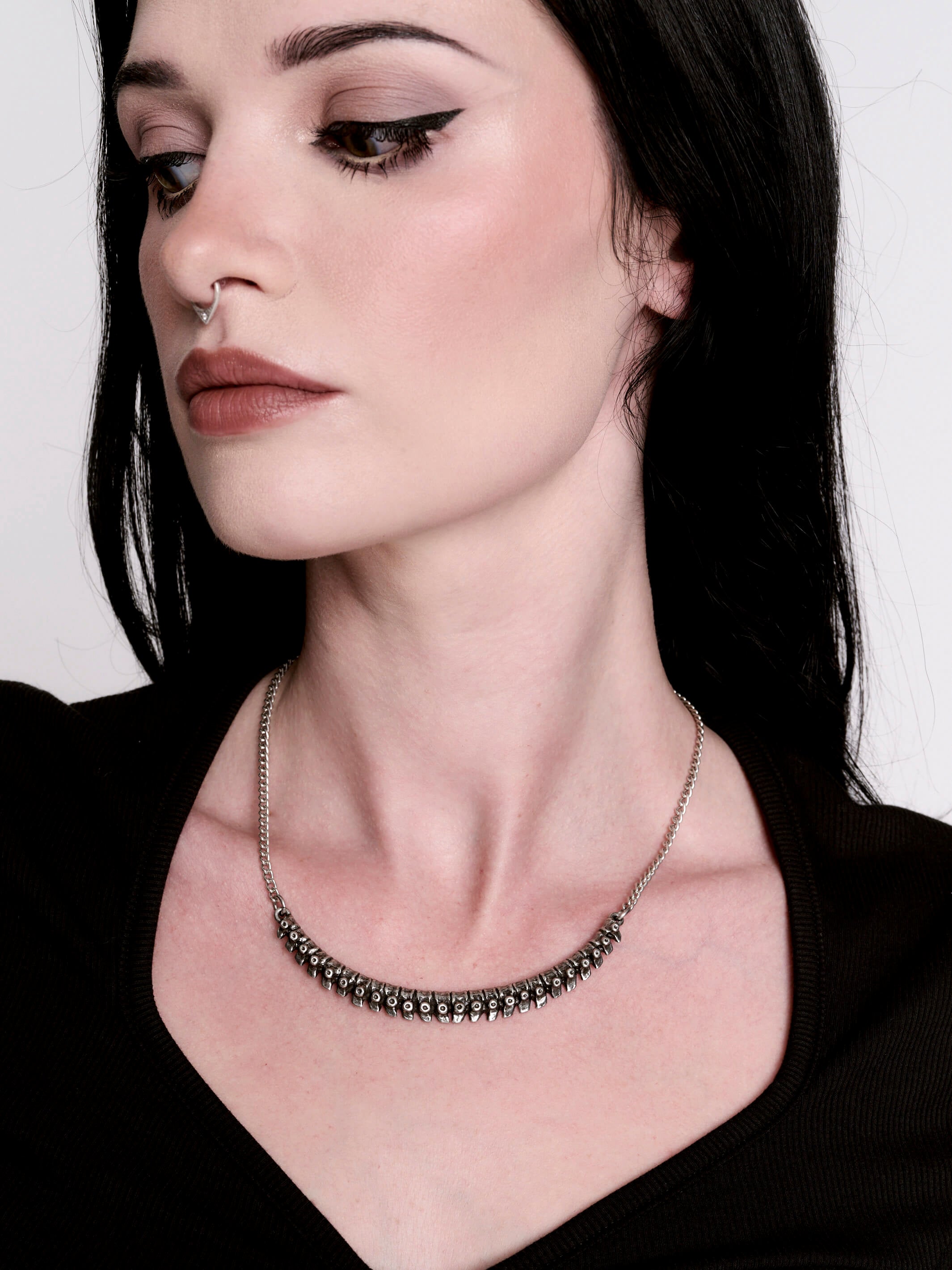 spine necklace