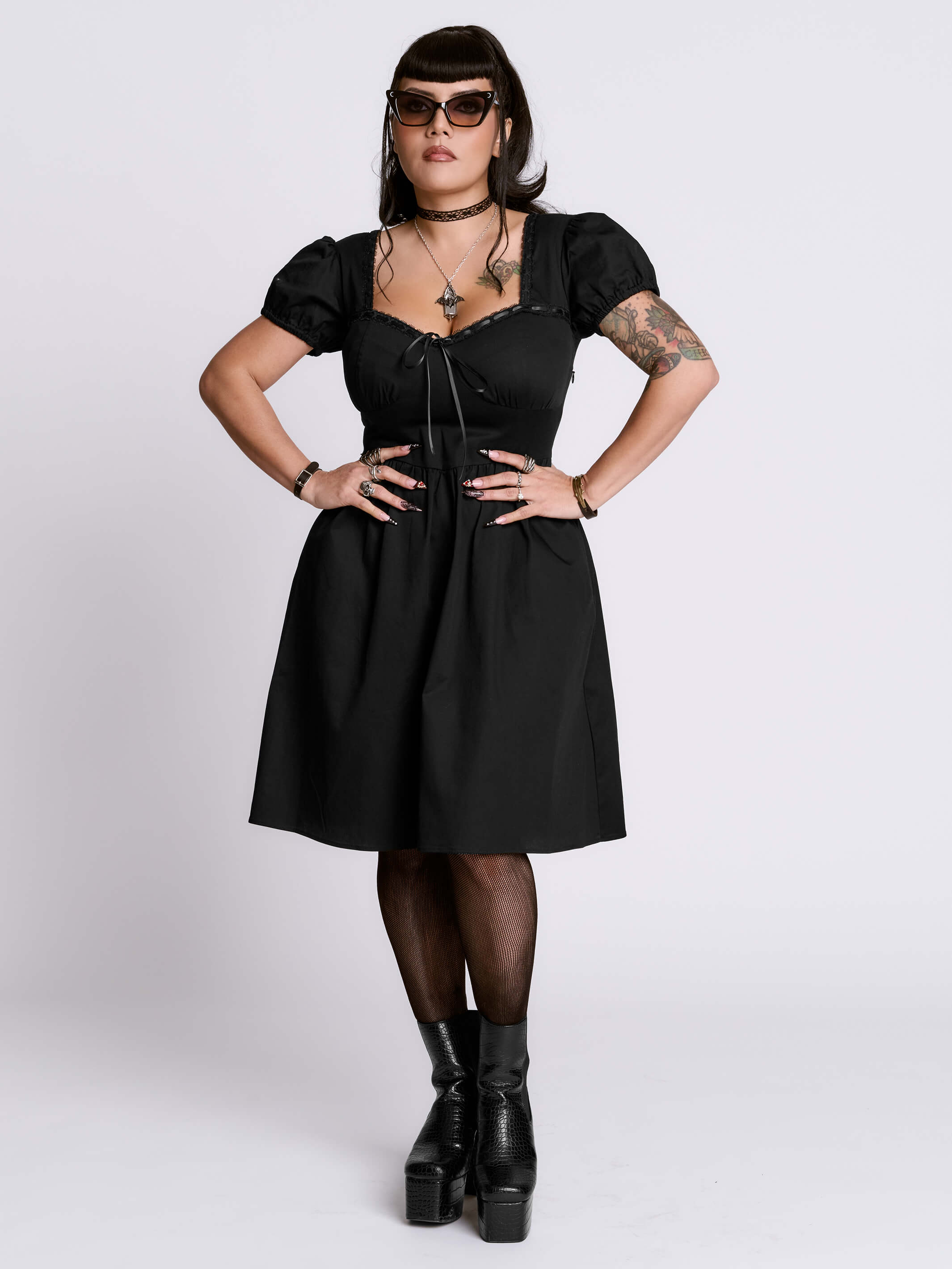 MAIDEN DRESS