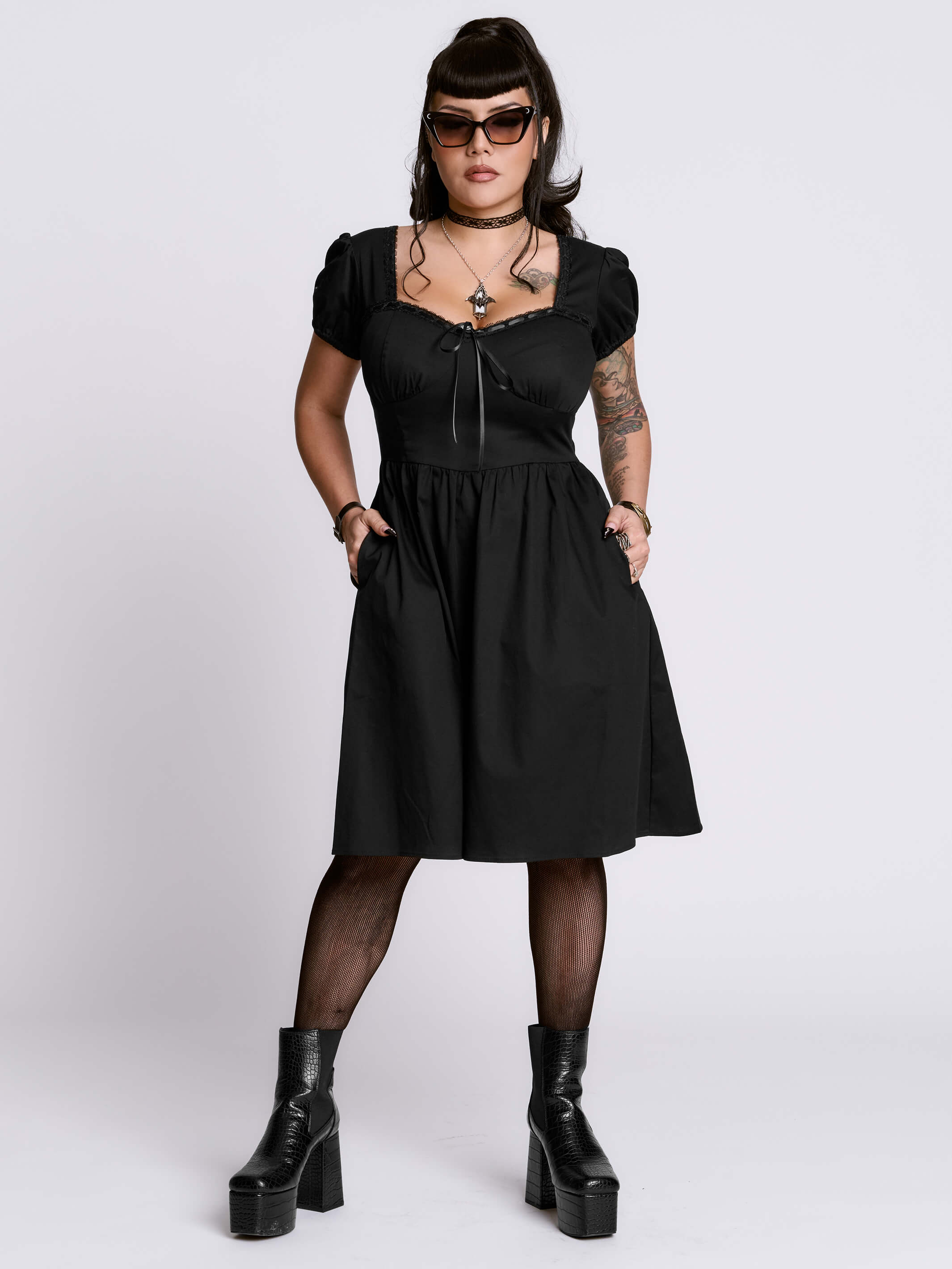 MAIDEN DRESS